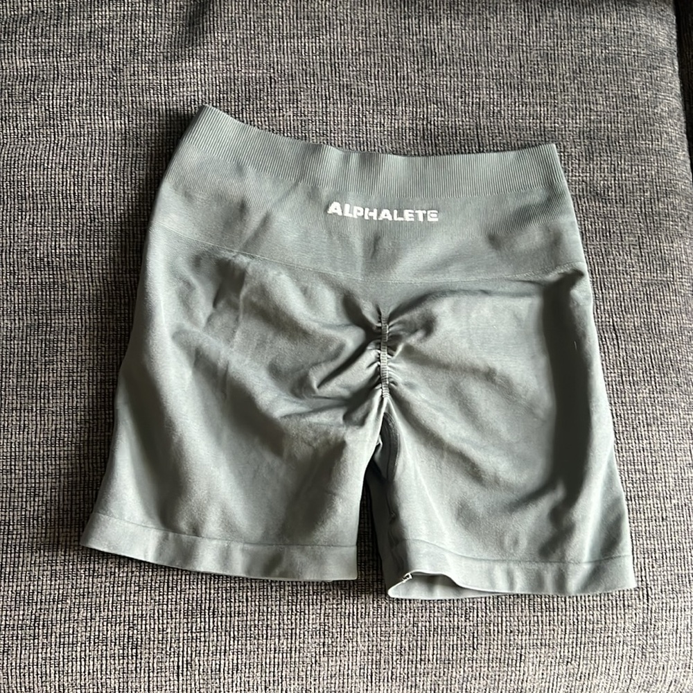 Alphalete Amplify Shorts